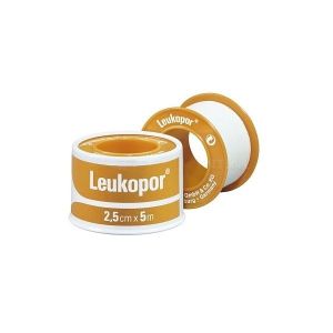 Leukopor hechtpleister op spoel, 2,5 cm x 5 m, per stuk