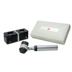 HEINE DELTA 20T dermatoscoop-set met BETA4 NT oplaadbaar handvat en NT4 tafellader