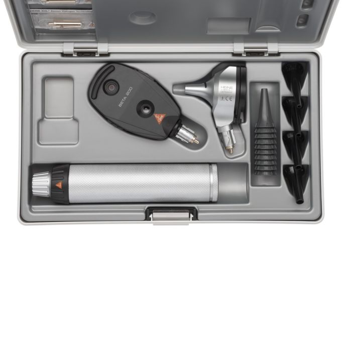 Heine BETA 200 F.O. Diagnostische set met BETA 200 Ophthalmoscoop, BETA 200 F.O. Otoscoop en LED BETA batterijhandvat
