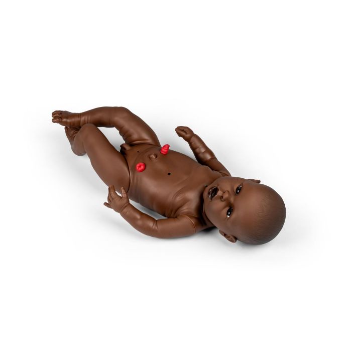 Oefenbaby 'Niam' voor de verpleegopleiding, jongen, donkere huidskleur
