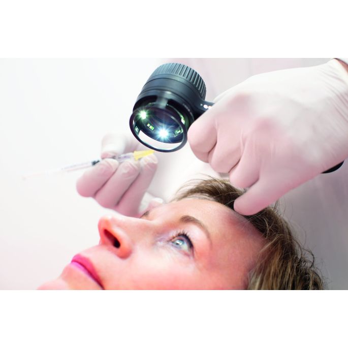 HEINE diSTANCE werkingsring voor dermatoscopisch onderzoek zonder huidcontact met de DELTA 30 en DELTA 30 PRO
